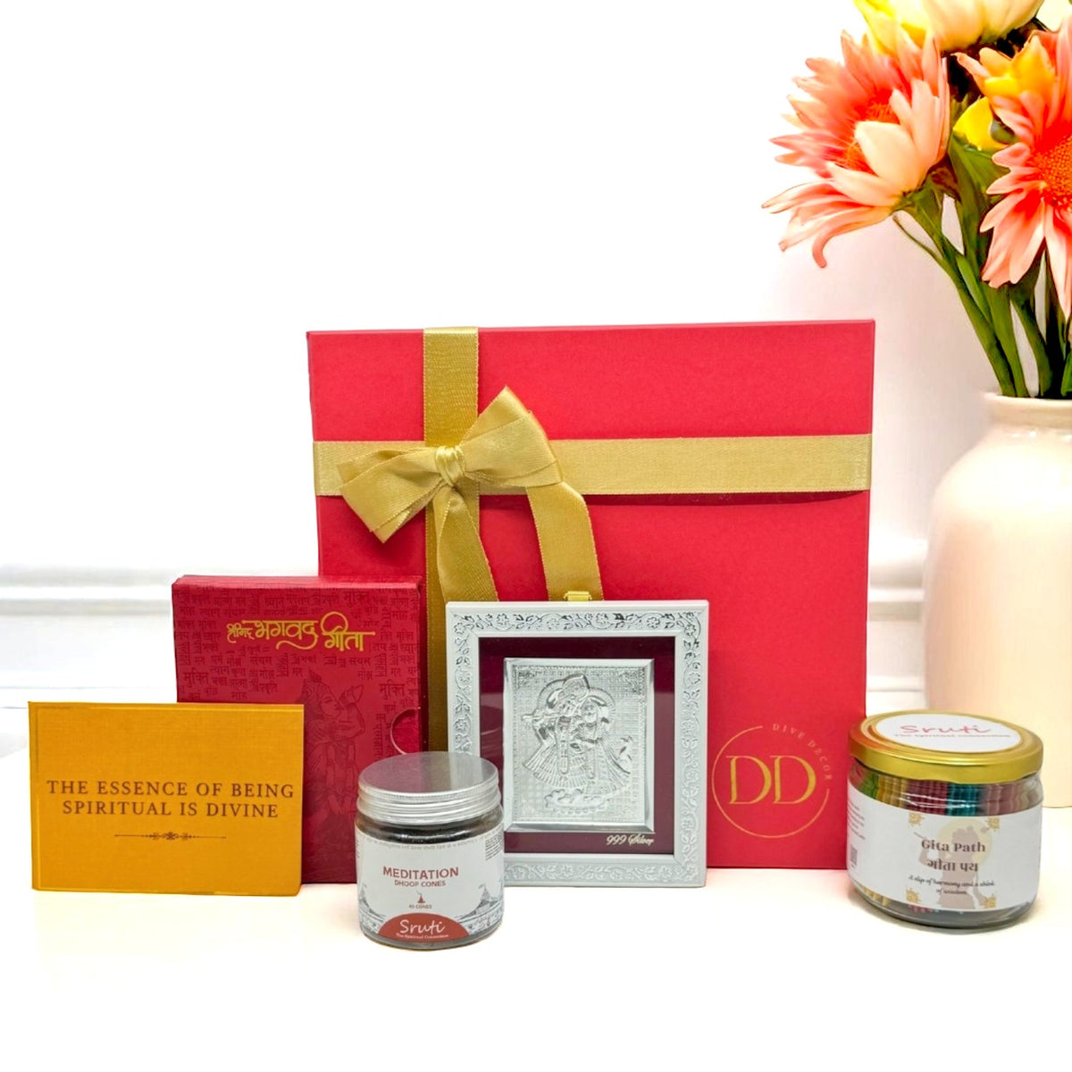 Gita Divine Bliss Gift Hamper