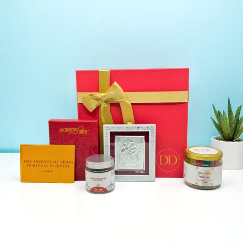 Gita Divine Bliss Gift Hamper