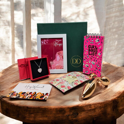 Dive Decor Grace & Glow Women Gift Hamper